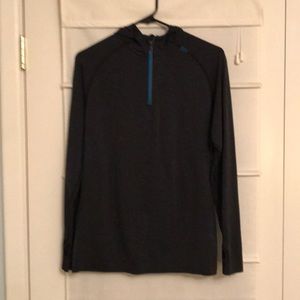 Lululemon men’s running shirt with hood
